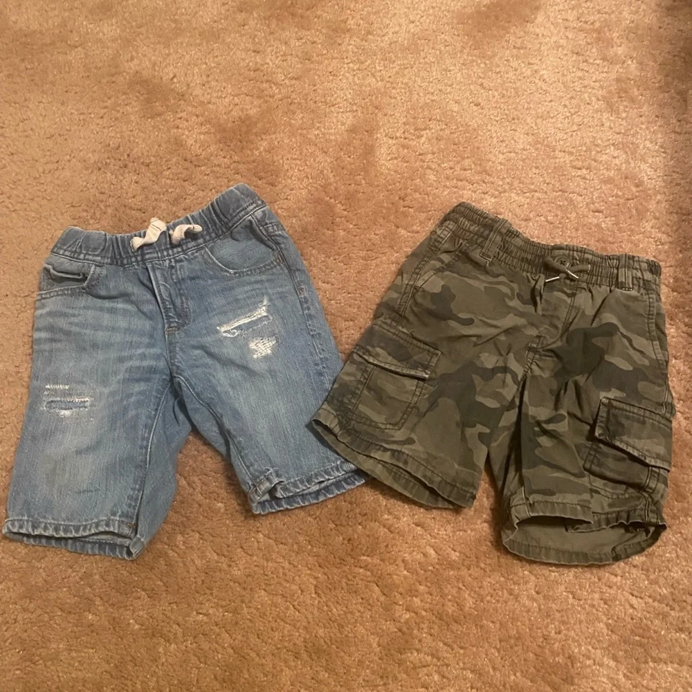 Bundle Gap toddler shorts - Picture 1 of 3